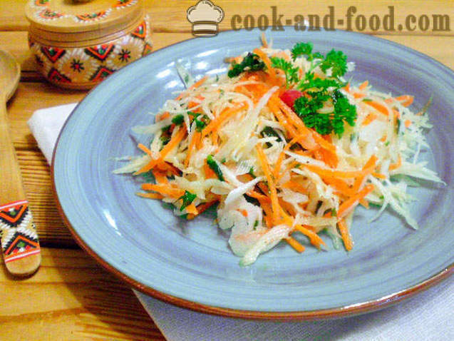 Vitamina salata de varză și morcovi