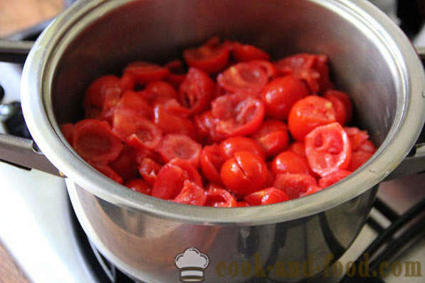 Ketchup-ul de casa din tomate