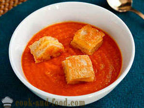 Supa de tomate cu crutoane prăjite