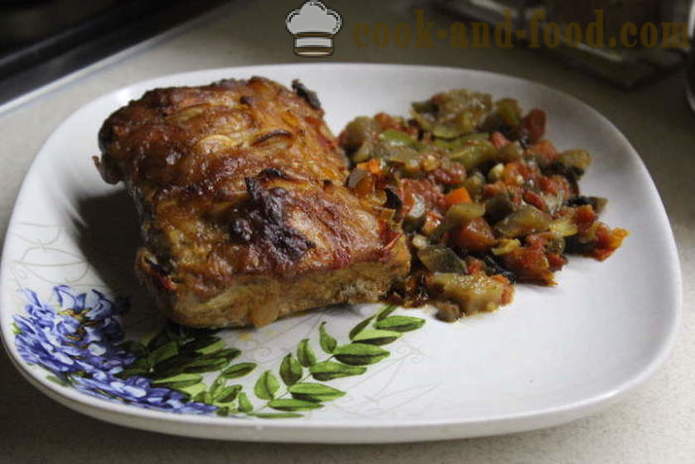 Carne de porc în cuptor, la cuptor cu ciuperci si legume - cum se coace delicioase piept în cuptor, rețeta cu o fotografie poshagovіy