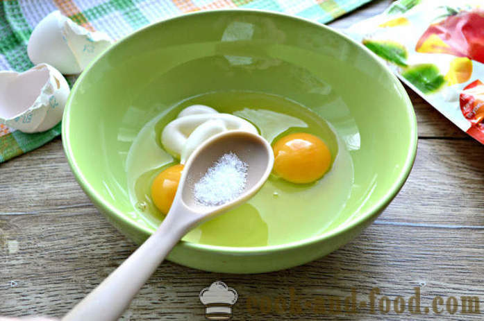 Rulouri de ou cu amidon si maioneza - modul de a face clatite pentru salata de ou, un pas cu pas reteta fotografii