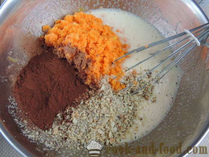 Cel mai simplu tort de ciocolata morcov cu ulei vegetal - cum să gătească tort de morcovi în cuptor, cu un pas cu pas reteta fotografii