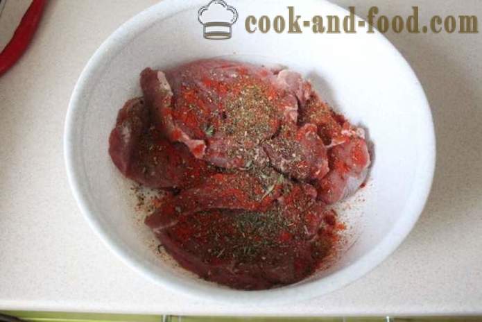 Carne de vită friptură într-o tigaie - cum să friptură friptură de vită, un pas cu pas reteta fotografii