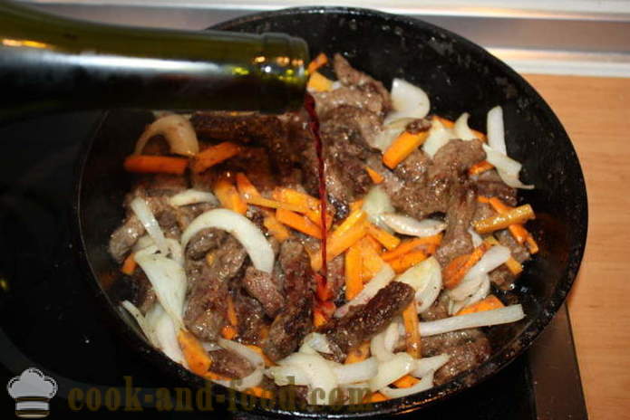 Stroganoff Carne de vită cu legume și vin - un pas cu pas reteta cu fotografii modul de a găti stroganoff de vită cu sos