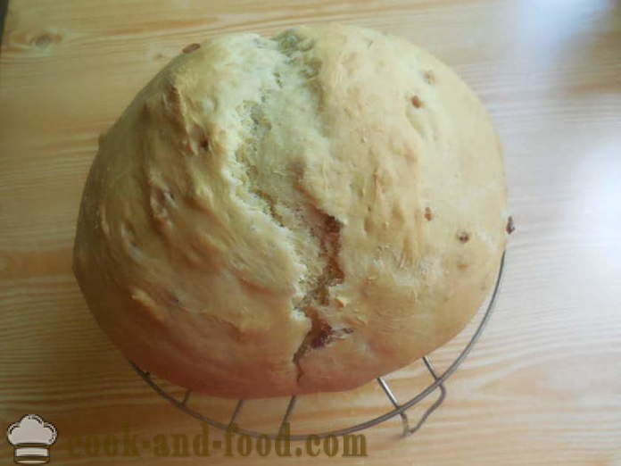 Acasă Pâine ucraineană cu slănină și untură - cum se coace pâine în cuptor de pâine în casă, pas cu pas reteta fotografii