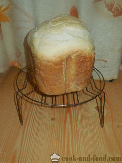 O reteta simpla pentru pâine de casă pe sos de tomate - cum să coace pâine în aparat de făcut pâine acasă, pas cu pas reteta fotografii
