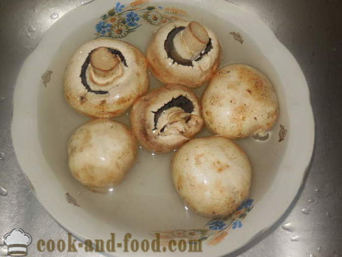 Ciuperci prajite intr-o tigaie se prăjește - ca ciupercile din făină, un pas cu pas reteta fotografii