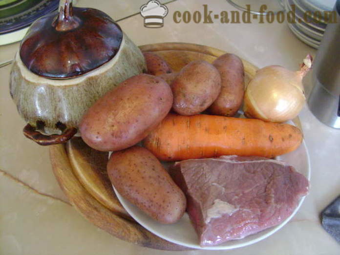 Friptură cu carne și cartofi în cuptor - modul de a găti cartofi în oala cu carne, un pas cu pas reteta fotografii