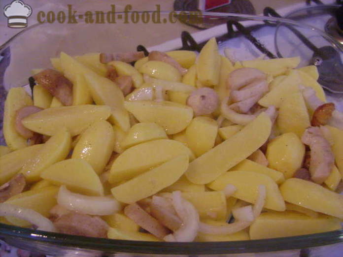 Cartofi copți în cuptor cu ciuperci și smântână - cât de delicioase cartofi copți în cuptor, cu un pas cu pas reteta fotografii