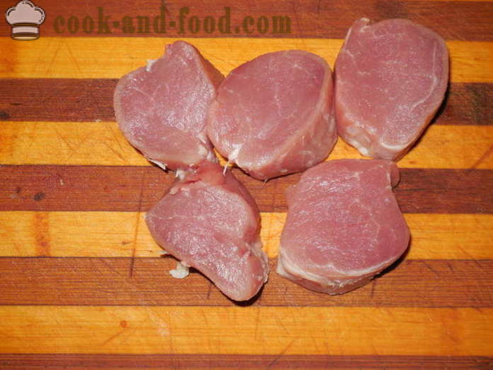 Medalioane de carne de porc - cum să gătească medalioane carne de porc în multivarka, pas cu pas reteta fotografii