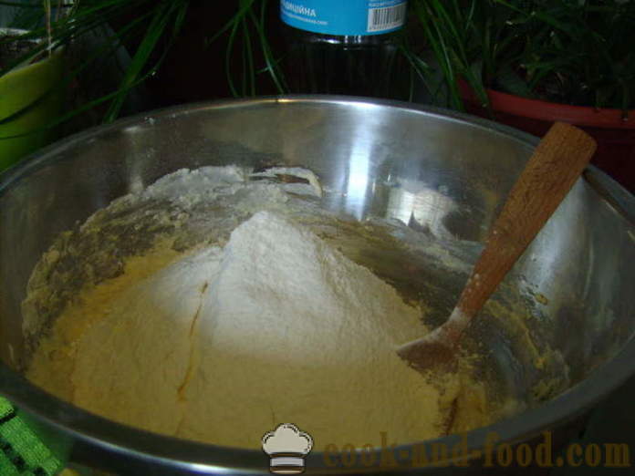 Testele rapide pe iaurt fara drojdie - modul de a găti aluatul pe iaurt pentru plăcinte, pas cu pas reteta fotografii