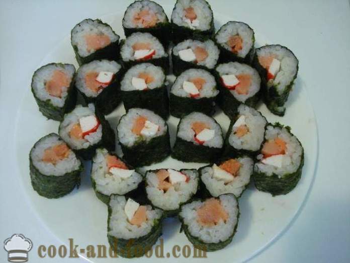 Rulouri de sushi cu bastoane crab și pește roșu - rulouri de sushi de gătit acasă, pas cu pas reteta fotografii