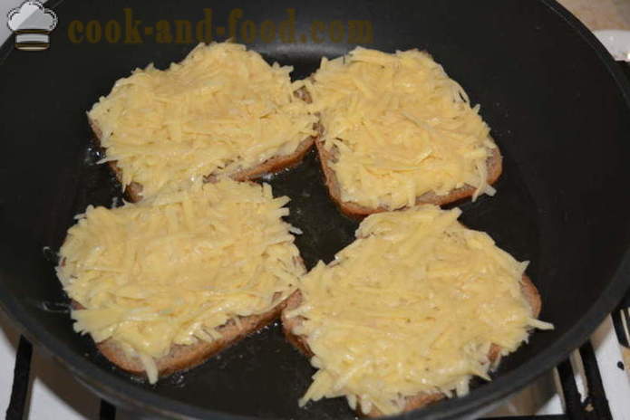 Sandwich-uri calde cu cartofi cruzi rasi - cum se face sandwich-uri calde în tigaie, un pas cu pas reteta fotografii