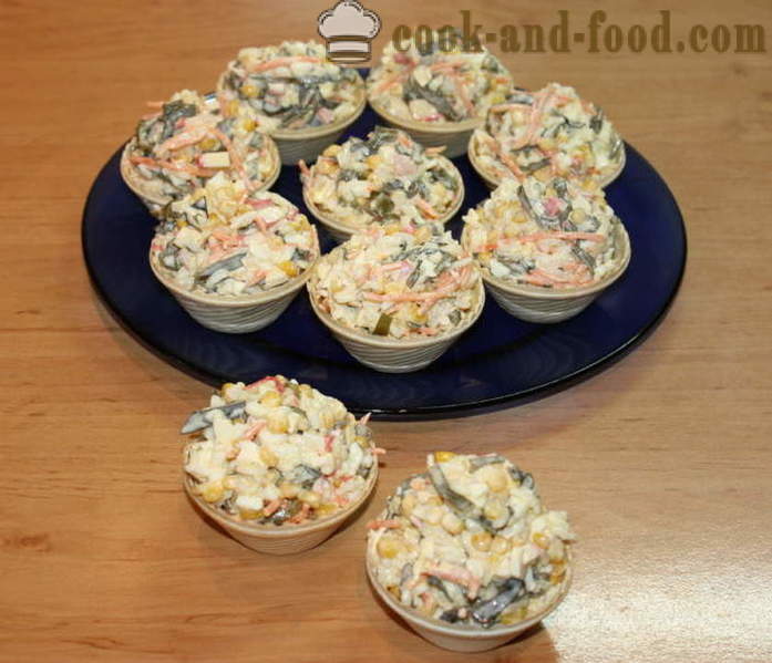 O salata simpla cu alge marine, ou și crab palochkami- cum să pregătească o salata cu alge marine, un pas cu pas reteta fotografii