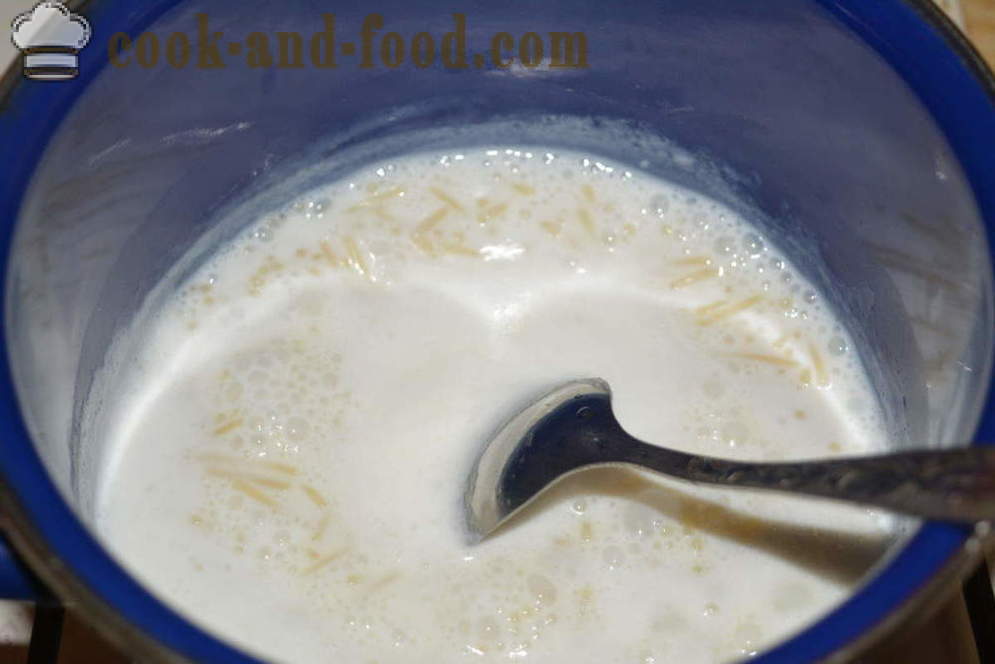 Vermicelli de lapte pentru copii - cum să Brew tăiței de lapte în tigaie, un pas cu pas reteta fotografii