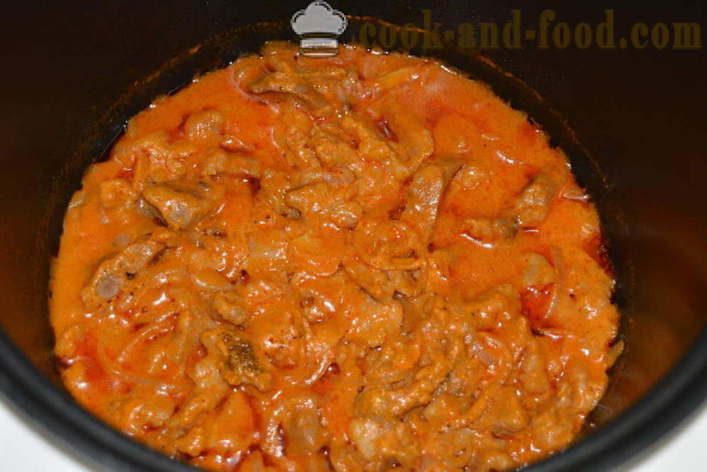 Stroganoff de porc cu smantana si pasta de tomate - modul de a găti carnea de vită Stroganoff cu sos în multivarka, pas cu pas reteta fotografii