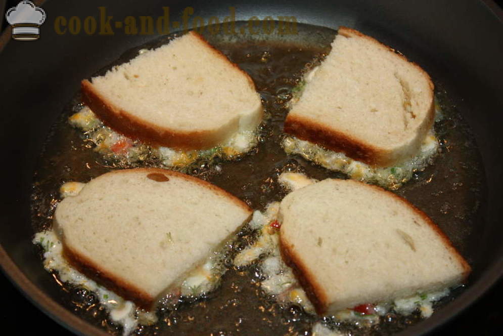 Sandwich-uri calde cu brânză și ouă - modul de a face sandwich-uri calde în tigaie, un pas cu pas reteta fotografii