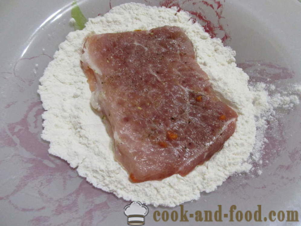Cotletul de porc suculent în cuptor cu aluat de brânză - cum să gătească cotletul de porc la cuptor, cu un pas cu pas reteta fotografii