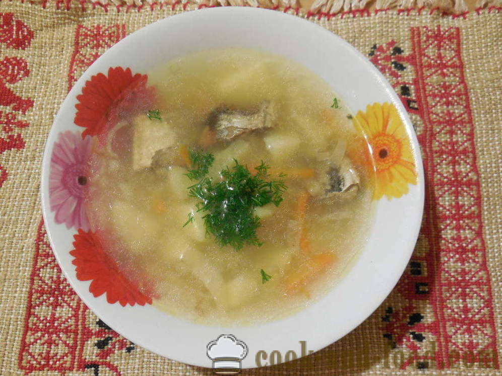 Supa de conserve de pește în multivarka - cum să gătească supă de pește din conserve, pas cu pas reteta fotografii