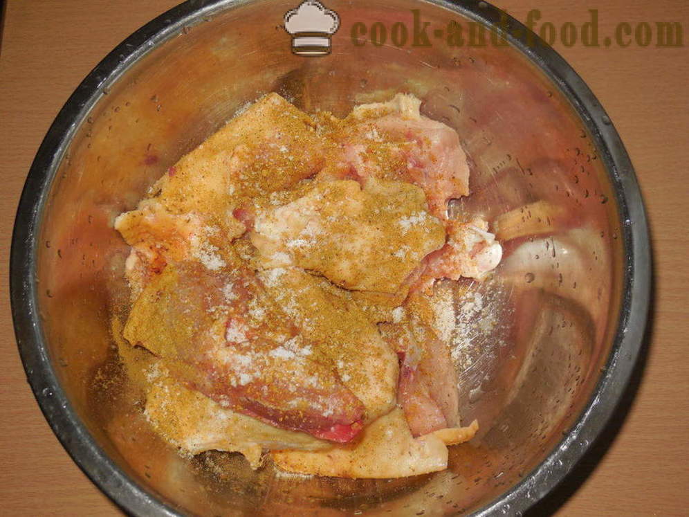 Carne de pui în oala în cuptor în suc propriu - cum se coace carnea de pui în oala cu legume, un pas cu pas reteta fotografii