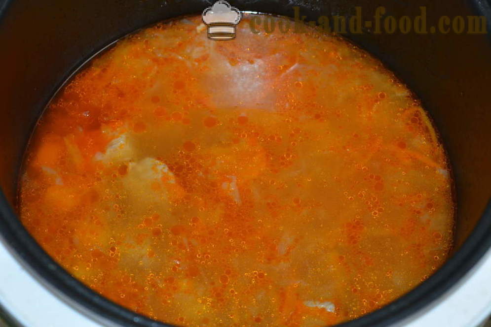Ciorba de varza cu carne multivarka - cum să gătească supa de varză acră în multivarka, pas cu pas reteta fotografii
