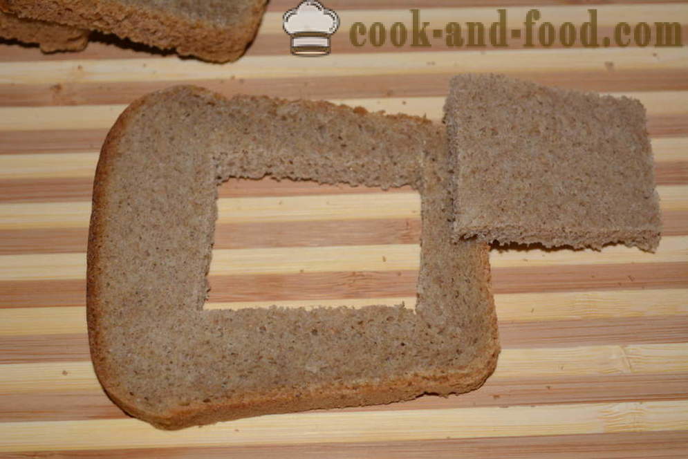 Toasturi pâine Brown cu ou - modul de a găti pâine prăjită de pâine neagră în cuptor, cu un pas cu pas reteta fotografii