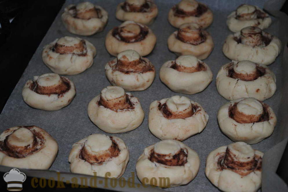 Prăjituri de casă delicioase cu ciuperci de amidon - cum să gătească biscuiți Champignon, pas cu pas reteta fotografii