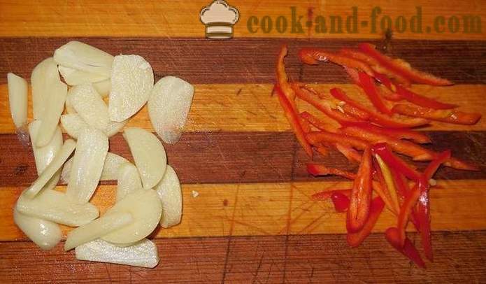 Castravete prăjit cu ardei iute, usturoi, si seminte de susan, cum să gătească castravete prăjit - un pas cu pas fotografii reteta