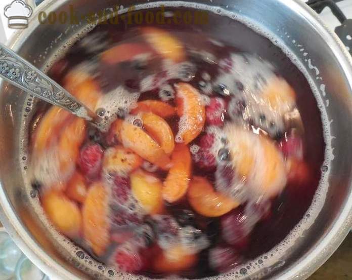Marmelada boabe coacaze, dude, caise si amidon - cum să gătească boabe jeleu și amidon, cu un pas cu pas reteta fotografii