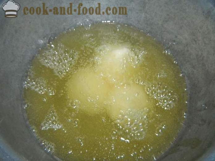 Gogoși brînză prăjite în ulei într-o tigaie - cum de a găti gogoși din brânză rapid, pas cu pas reteta fotografii