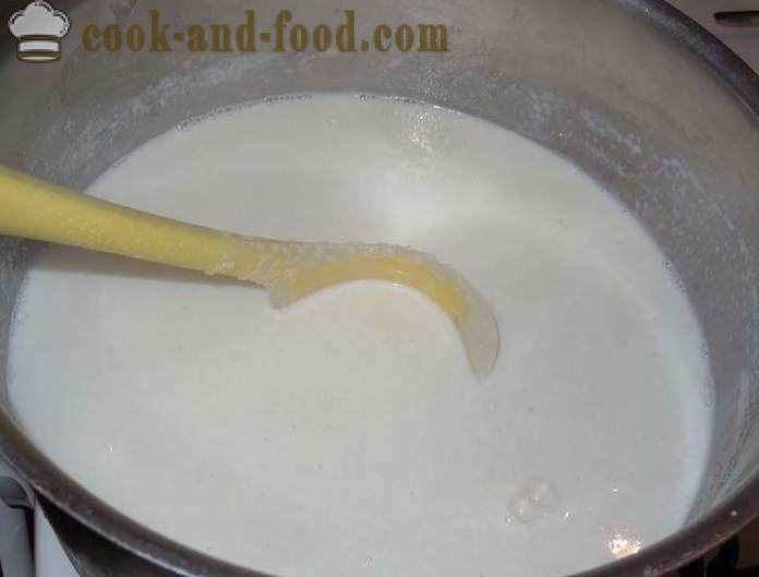 Cum de a găti terci cu lapte, fără cocoloașe - un pas cu pas reteta pentru grișul cu fotografii