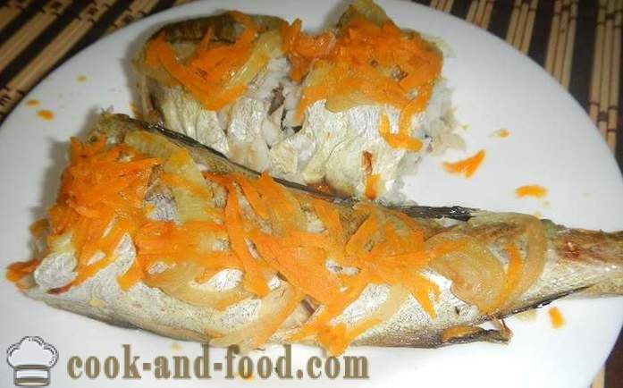 Pollack delicioase coapte cu ceapa si morcovi - cum să gătești Pollack în cuptor - un pas cu pas reteta fotografii