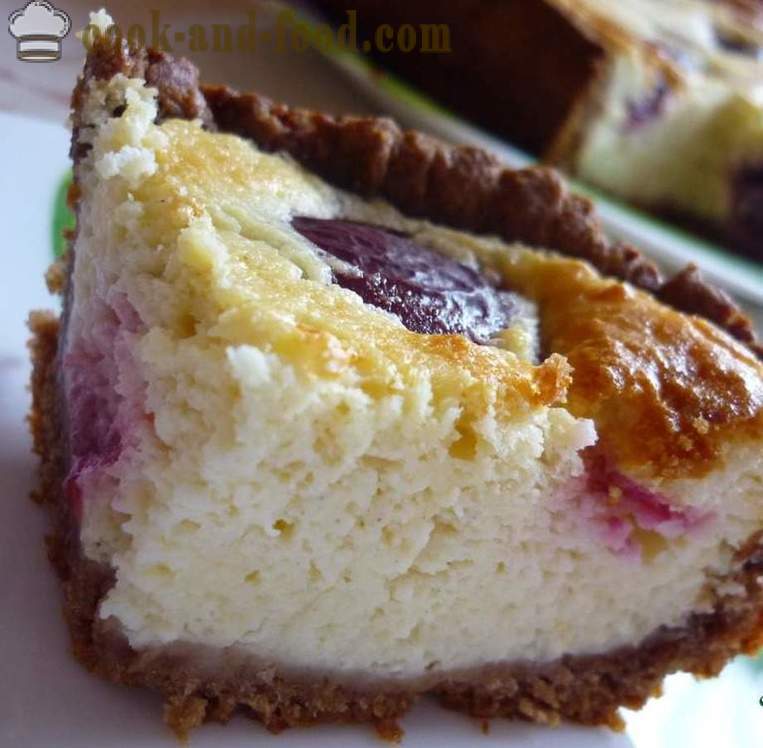 Reteta simpla: Cheesecake într-un tort brânză acasă sau cabana cu prune și ciocolată