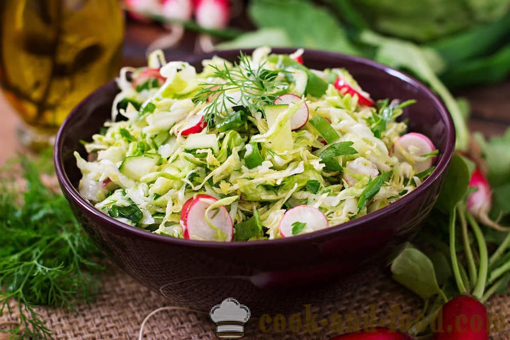 Salata de vară de legume proaspete: 4 prescripție