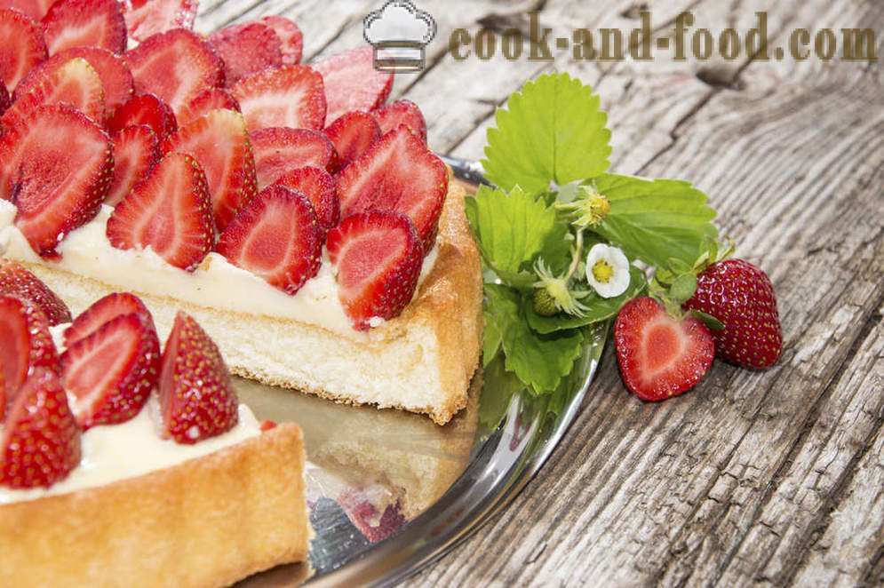 Tort, crema aerisită și ceai de căpșuni de Ivlev și roșcove - rețete video de la domiciliu